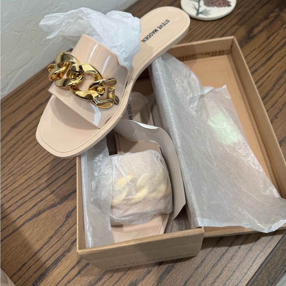 Steve Madden Pizzie Blush Gold Chain Sandals NEW Size 8